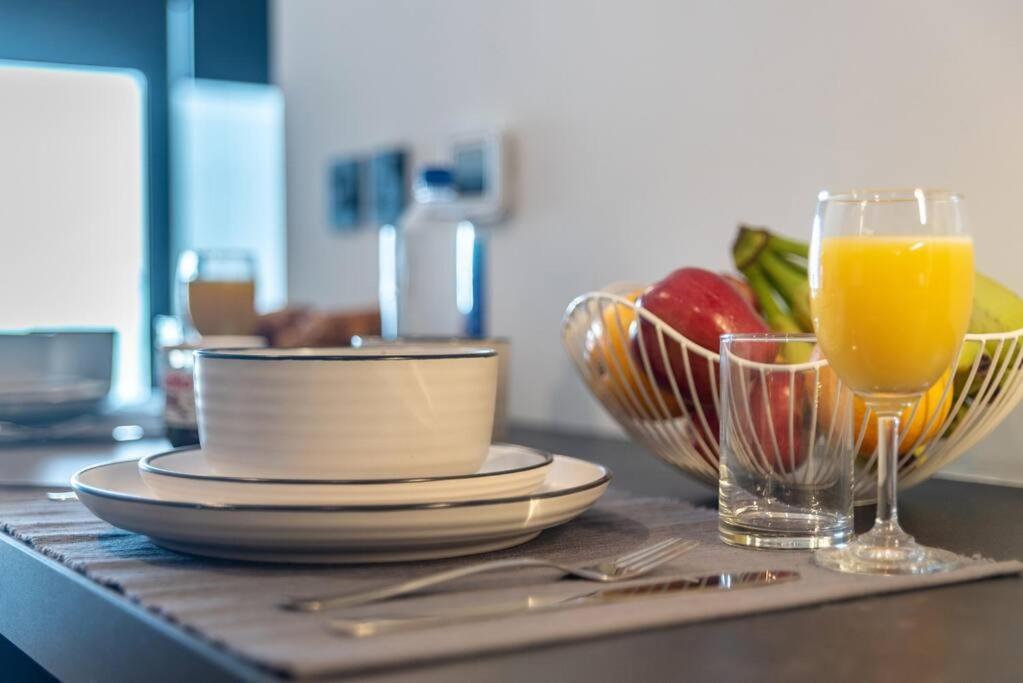 Apartment First Class Stylish Urban Escape Dubai