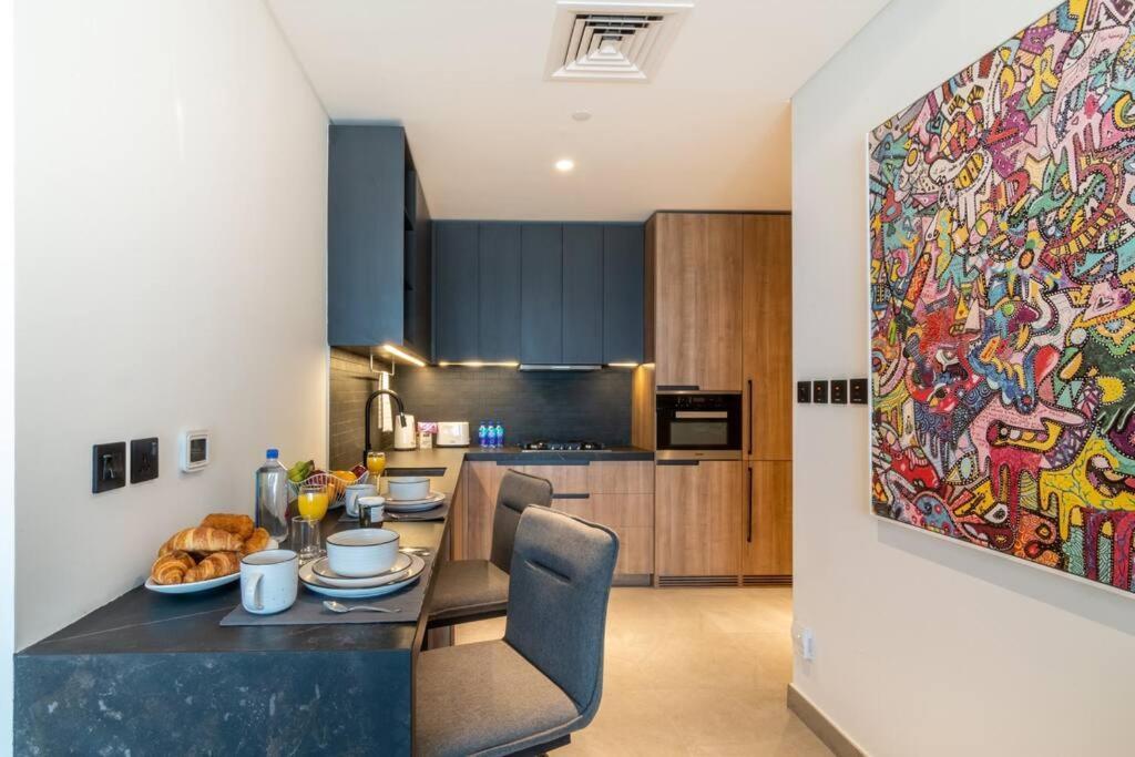 Apartment First Class Stylish Urban Escape *