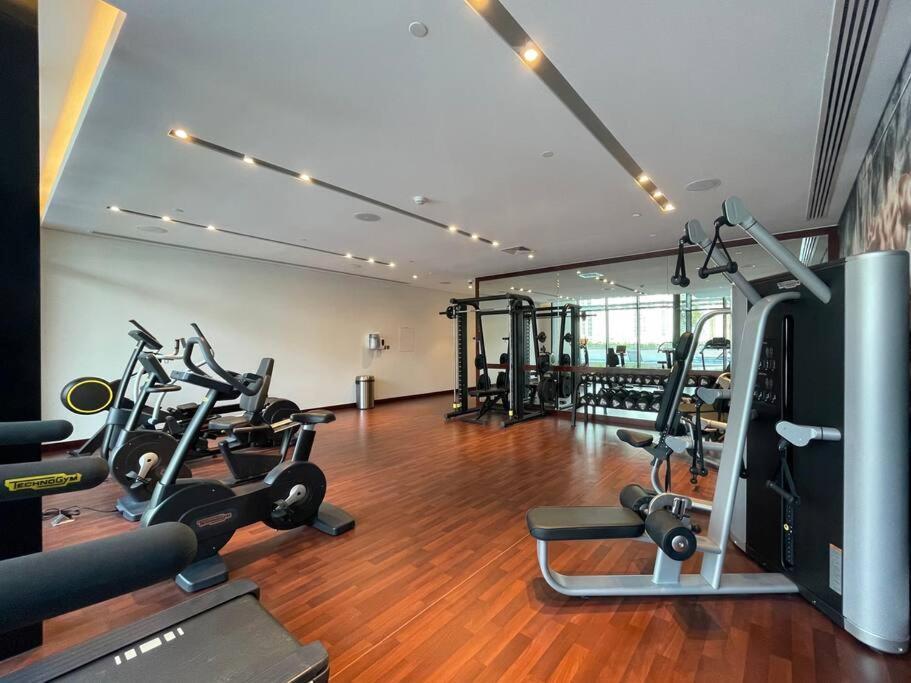 Apartment First Class Stylish Urban Escape Dubai
